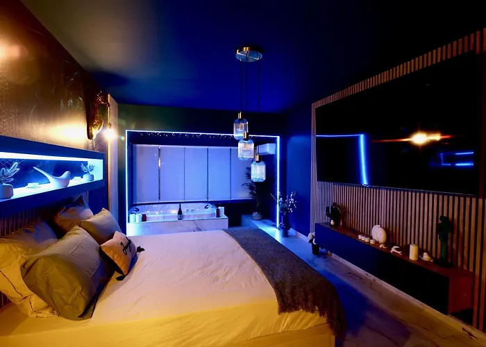 Flower Suite And Spa